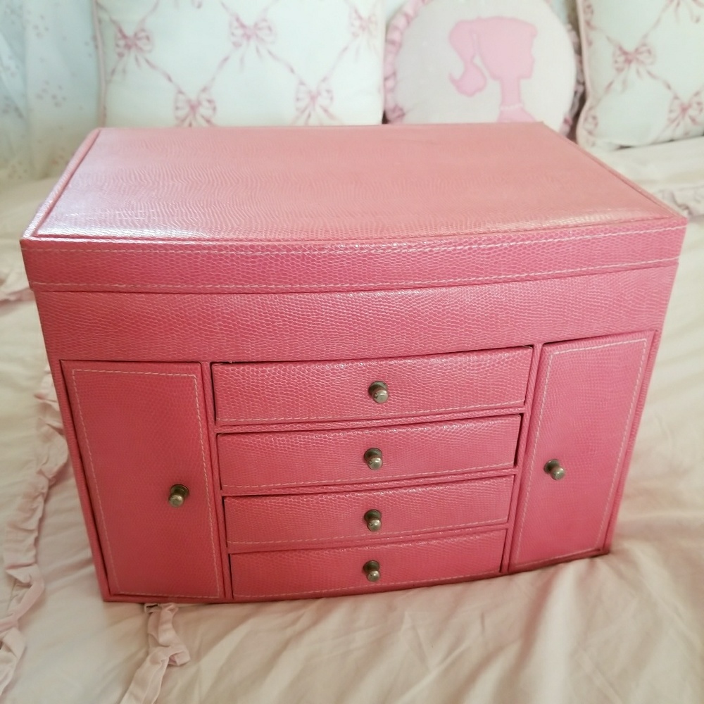 Pink Jewelry box